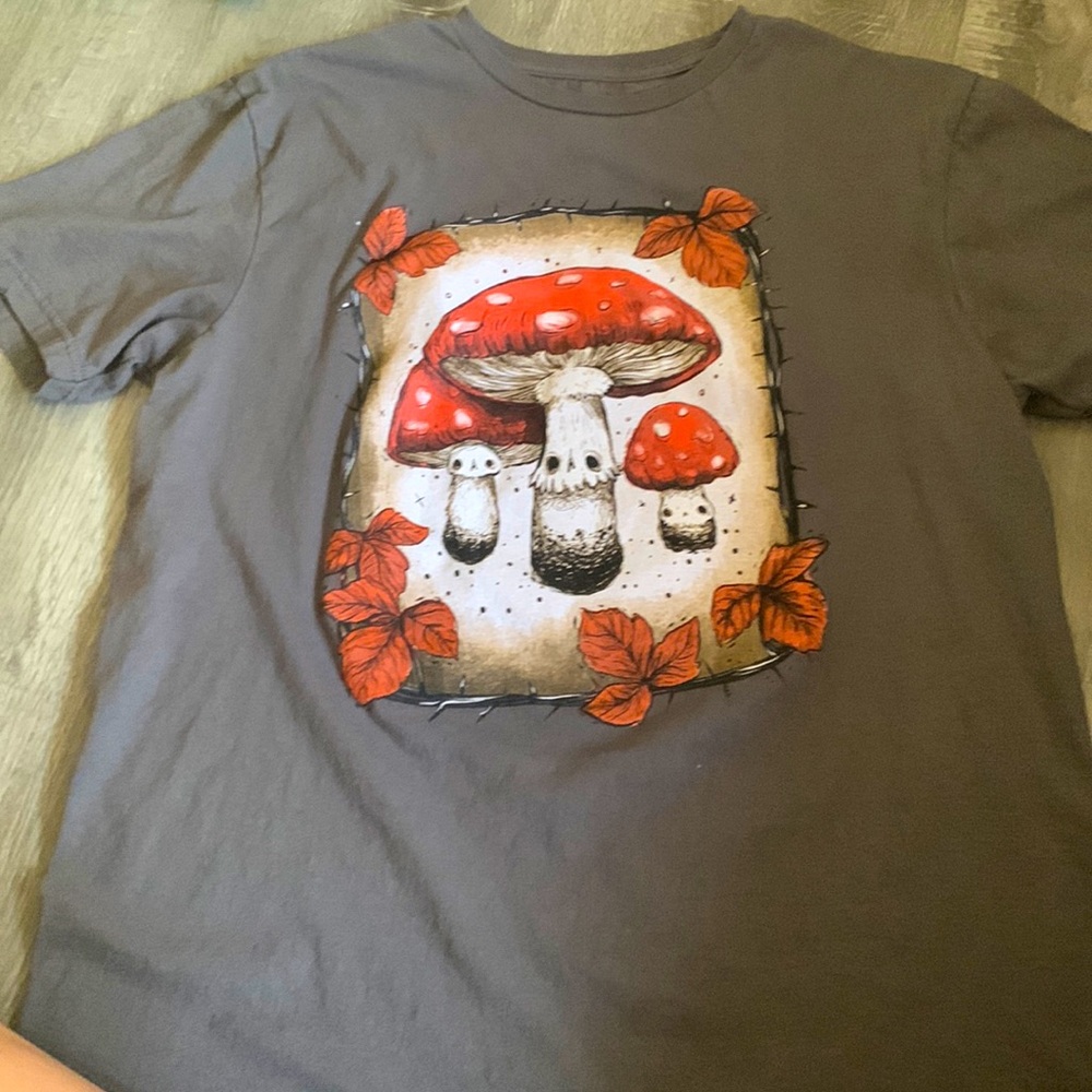 Medium Stephanie Bayles T-shirt